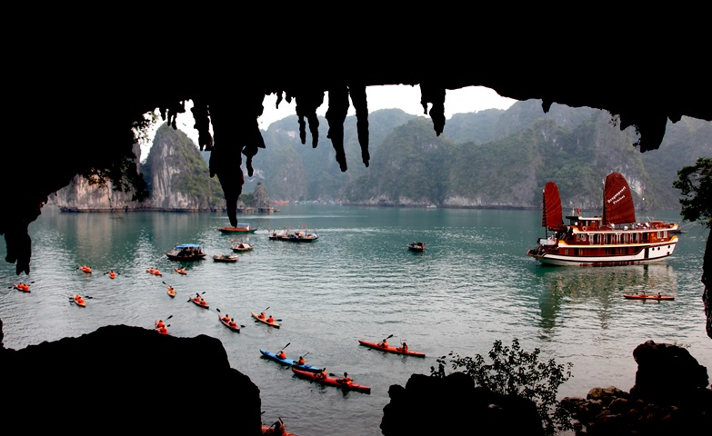 hang Bồ Nâu, Hạ Long