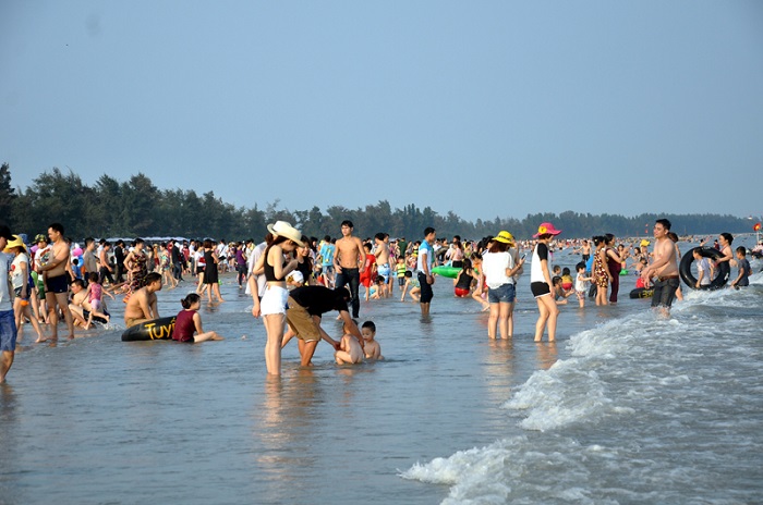 Bãi biển Trà Cổ