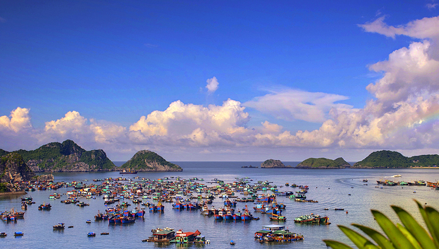 Biển Cát Bà