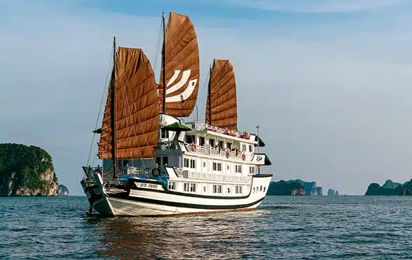 Du thuyền Hạ Long Bhaya 