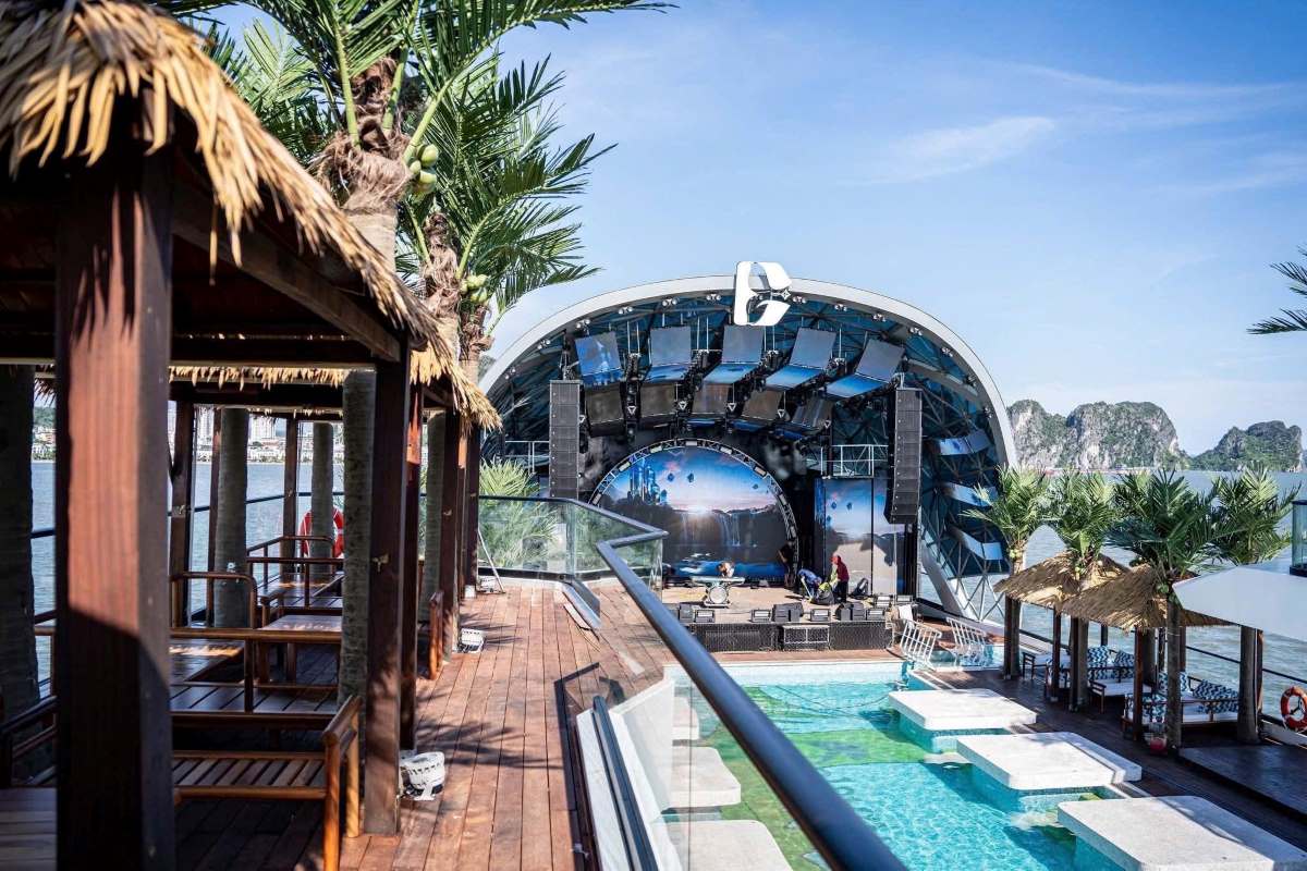 Du thuyền Dolphin Hạ Long - Khuyến Mại du thuyền dolphin hạ long