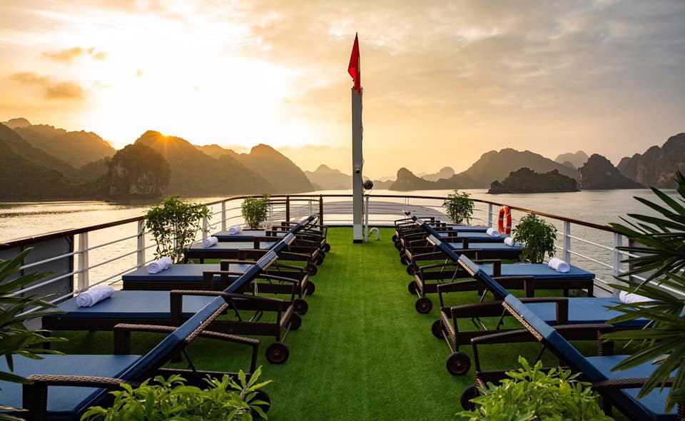 tour thăm vịnh lan hạ tour thăm vịnh lan hạ